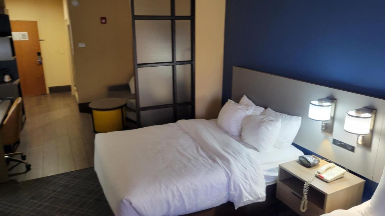 מאקון Comfort Suites מראה חיצוני תמונה