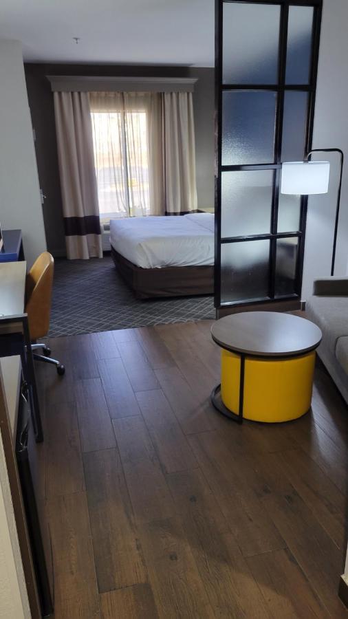 מאקון Comfort Suites מראה חיצוני תמונה
