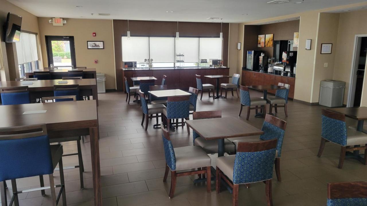 מאקון Comfort Suites מראה חיצוני תמונה