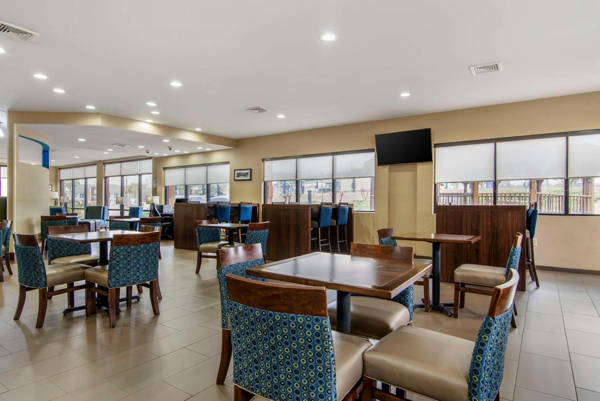 מאקון Comfort Suites מראה חיצוני תמונה