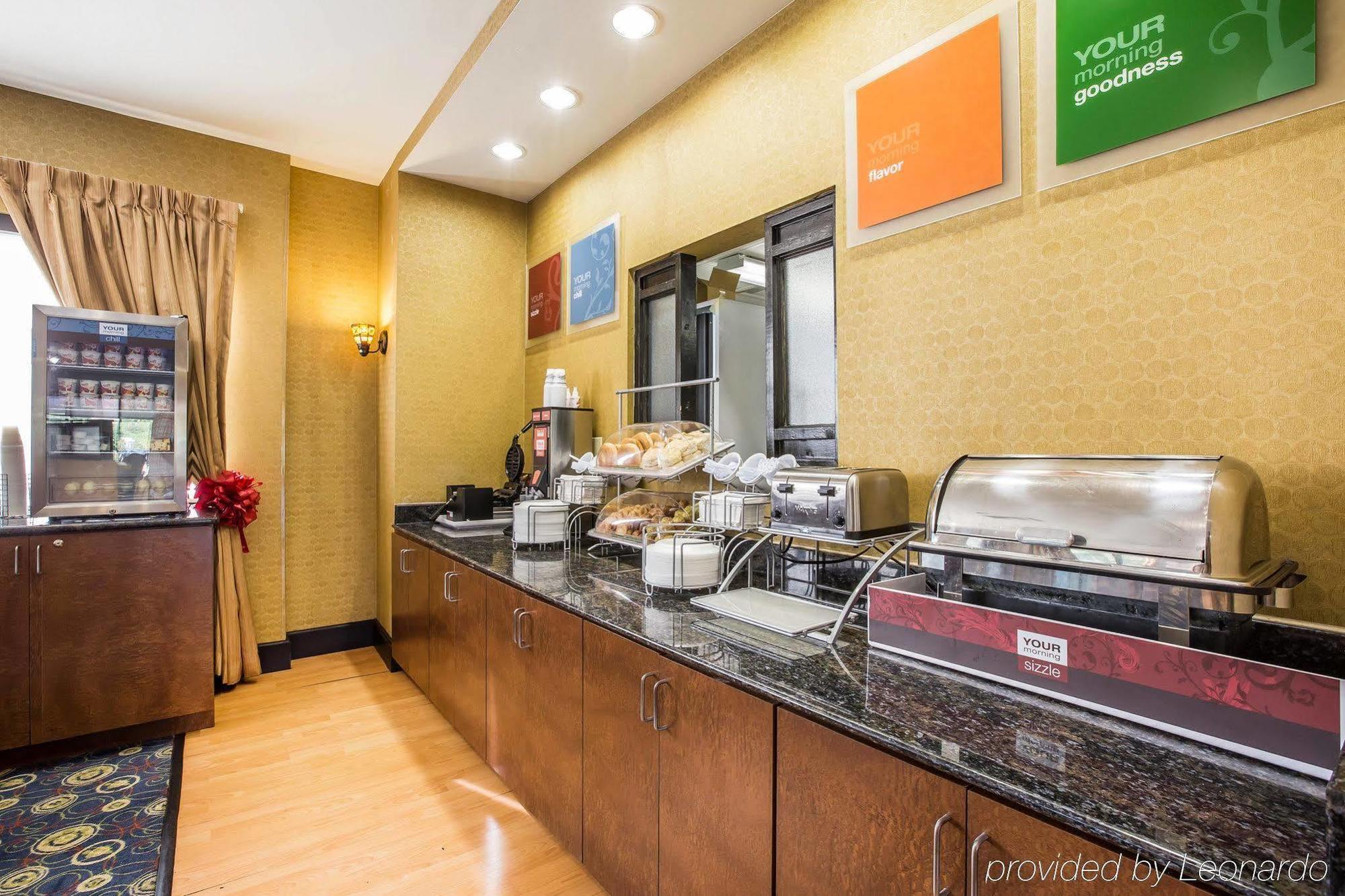 מאקון Comfort Suites מראה חיצוני תמונה