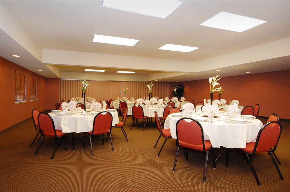 מאקון Comfort Suites מראה חיצוני תמונה